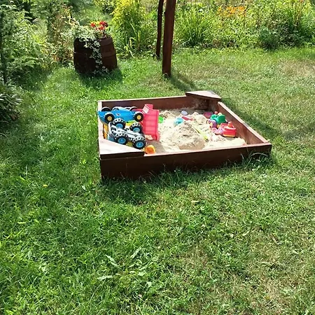 U Izy Stare Kiejkuty Konukevi